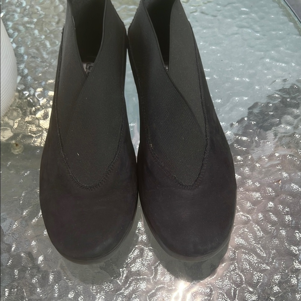 NEW THE FLEXX Black Slip-On Wedge Shoes